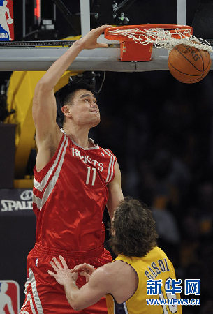 “難說再見！”：姚明NBA生涯全回顧