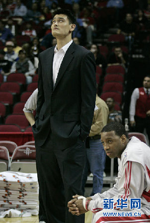 “難說再見！”：姚明NBA生涯全回顧