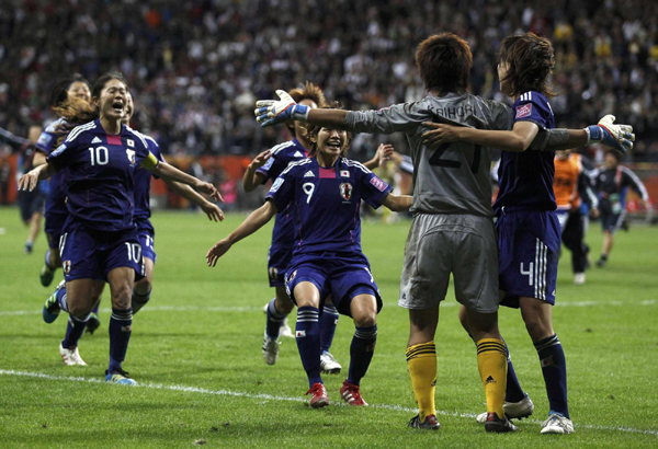 女足世界杯：兩度頑強(qiáng)扳平 日本點(diǎn)球5:3美國首次奪冠