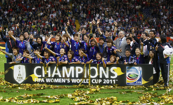女足世界杯：兩度頑強扳平 日本點球5:3美國首次奪冠