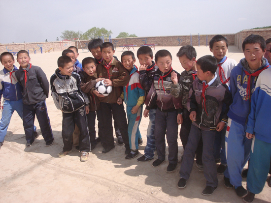 特步大五聯(lián)賽公益足球落幕 圓夢(mèng)足跡仍在延續(xù)