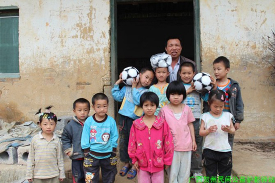 特步大五聯(lián)賽公益足球落幕 圓夢(mèng)足跡仍在延續(xù)