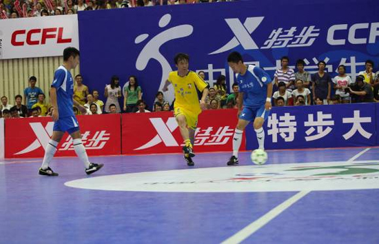 高峰、梁永斌領銜中國明星隊助陣特步大五聯賽總決賽