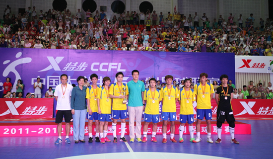 特步大五聯(lián)賽：成長的秀場上群星閃耀