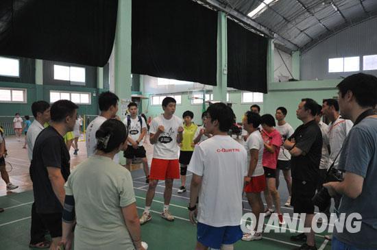 全民健身從社區做起 “分七份”杯羽毛球賽落幕