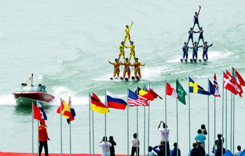 柳江河畔世界水上極速運動大賽即將開戰(zhàn)