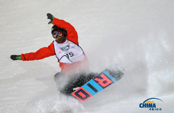 沸雪北京世界單板滑雪賽在國(guó)家體育場(chǎng)開(kāi)戰(zhàn)