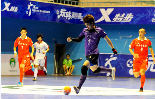 特步大五聯(lián)賽半決賽：北體大10:7斬獲首個總決賽名額