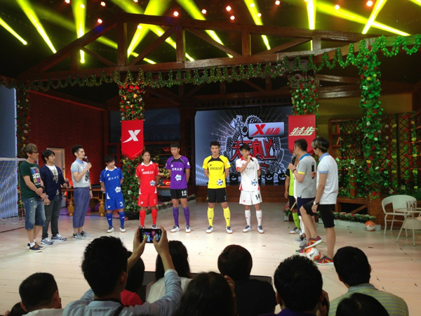 特步力挺校園足球 傳遞中國足球正能量