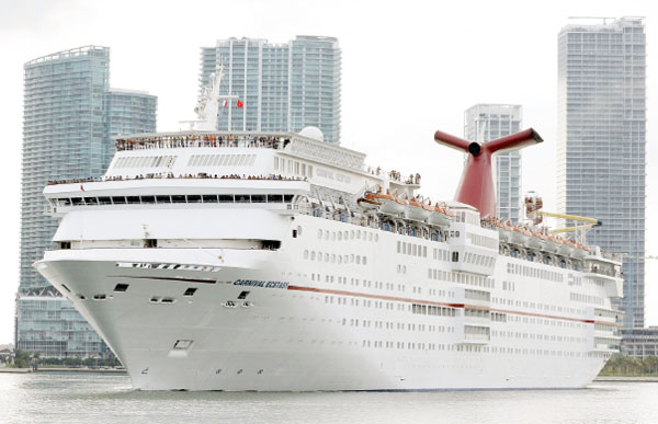 Cruises look to cash in on China