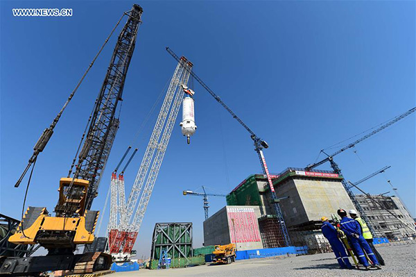 China's new nuclear power plant installs key component