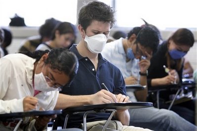 WHO: Up to 2 billion people might get H1N1 flu