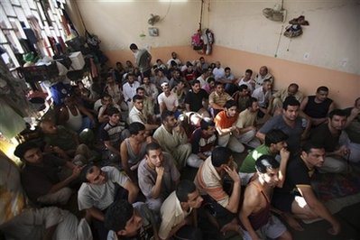 Iraq government faces claims of prisoner abuse