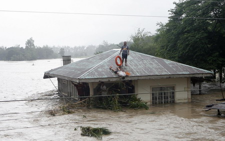 Typhoon Morakot whips East Asia