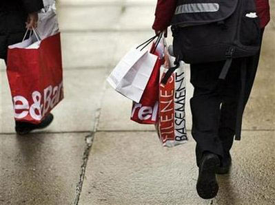 US consumptions rise, inventories drop