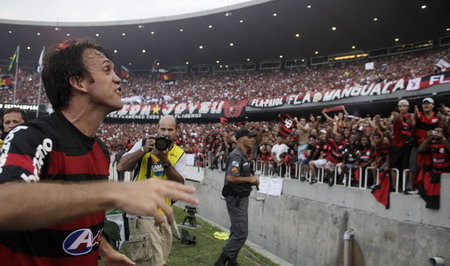 Robbers steal $6m during Brazilian soccer finale