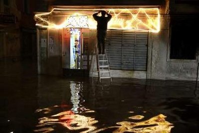 Venice flooded as Italy's bad weather continues