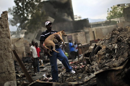 Man rescued from rubble 14 days after Haiti quake