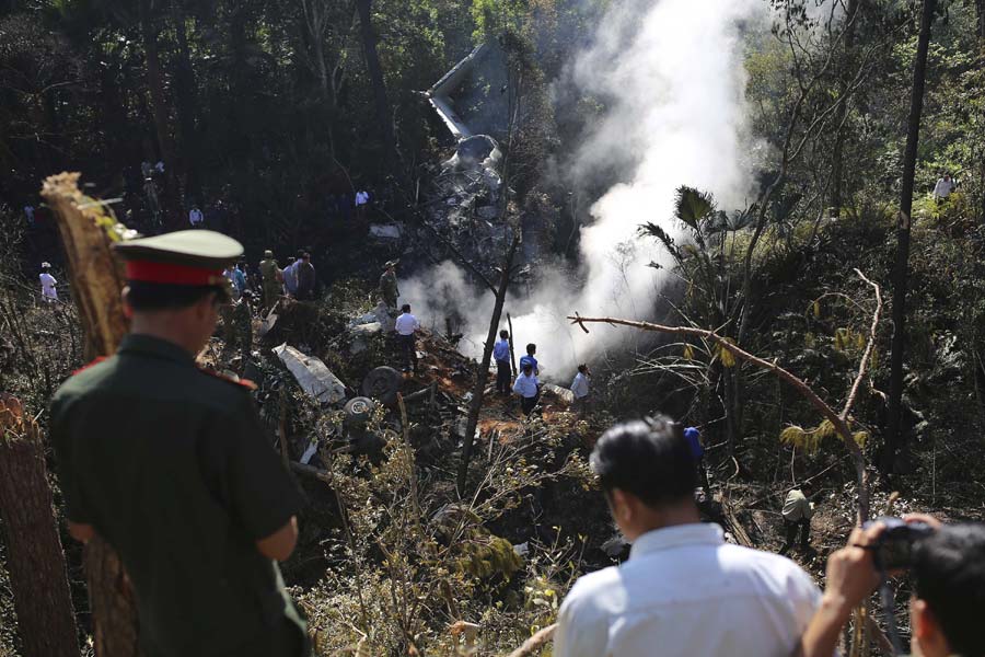 Plane carrying Laos Defence Minister crashes