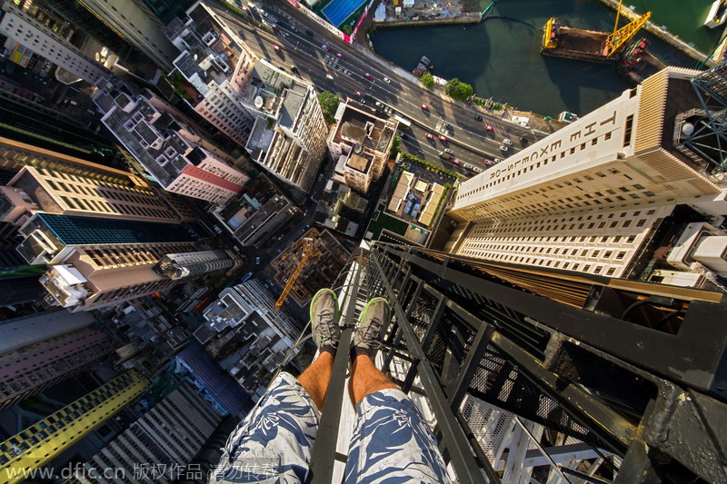 Crazy climbers take selfies to new heights