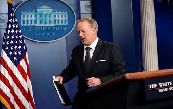 Sean Spicer expected to take less public role