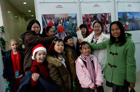 《百名攝影記者聚焦奧林匹克》畫冊(cè)在京首發(fā)