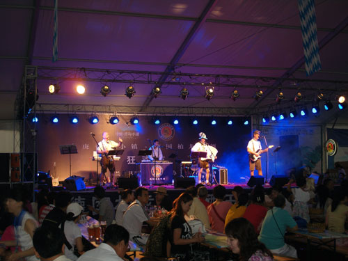 第十一屆中國(guó)國(guó)際啤酒節(jié)隆重開(kāi)幕