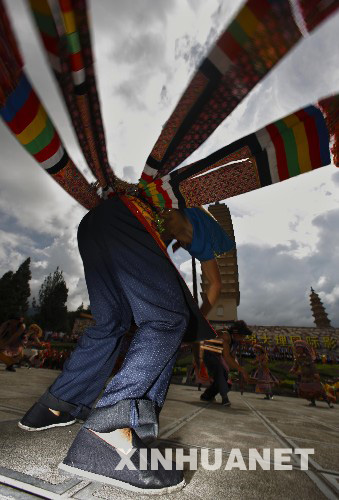 第八屆中國攝影藝術(shù)節(jié)在云南大理開幕[組圖]