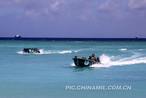 海軍西沙某部搶灘登陸演練