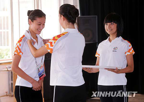 “全運(yùn)小姐”培訓(xùn)看齊奧運(yùn)標(biāo)準(zhǔn)[組圖]