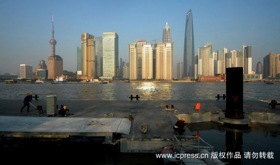 百年碼頭世博前“華麗轉(zhuǎn)身”